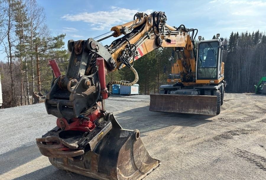 Liebherr A 914 Litronic A2-PL Tiltrotator 30Km/h - Mobilbagger: das Bild 5 Liebherr A 914 Litronic A2-PL Tiltrotator 30Km/h - Mobilbagger: das Bild 5