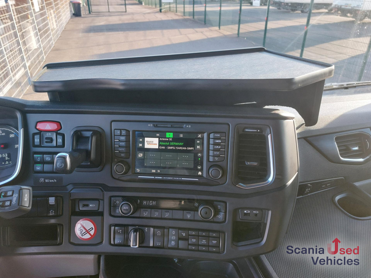 SCANIA R 450 B6x2*4NA - Kipper: das Bild 5 SCANIA R 450 B6x2*4NA - Kipper: das Bild 5