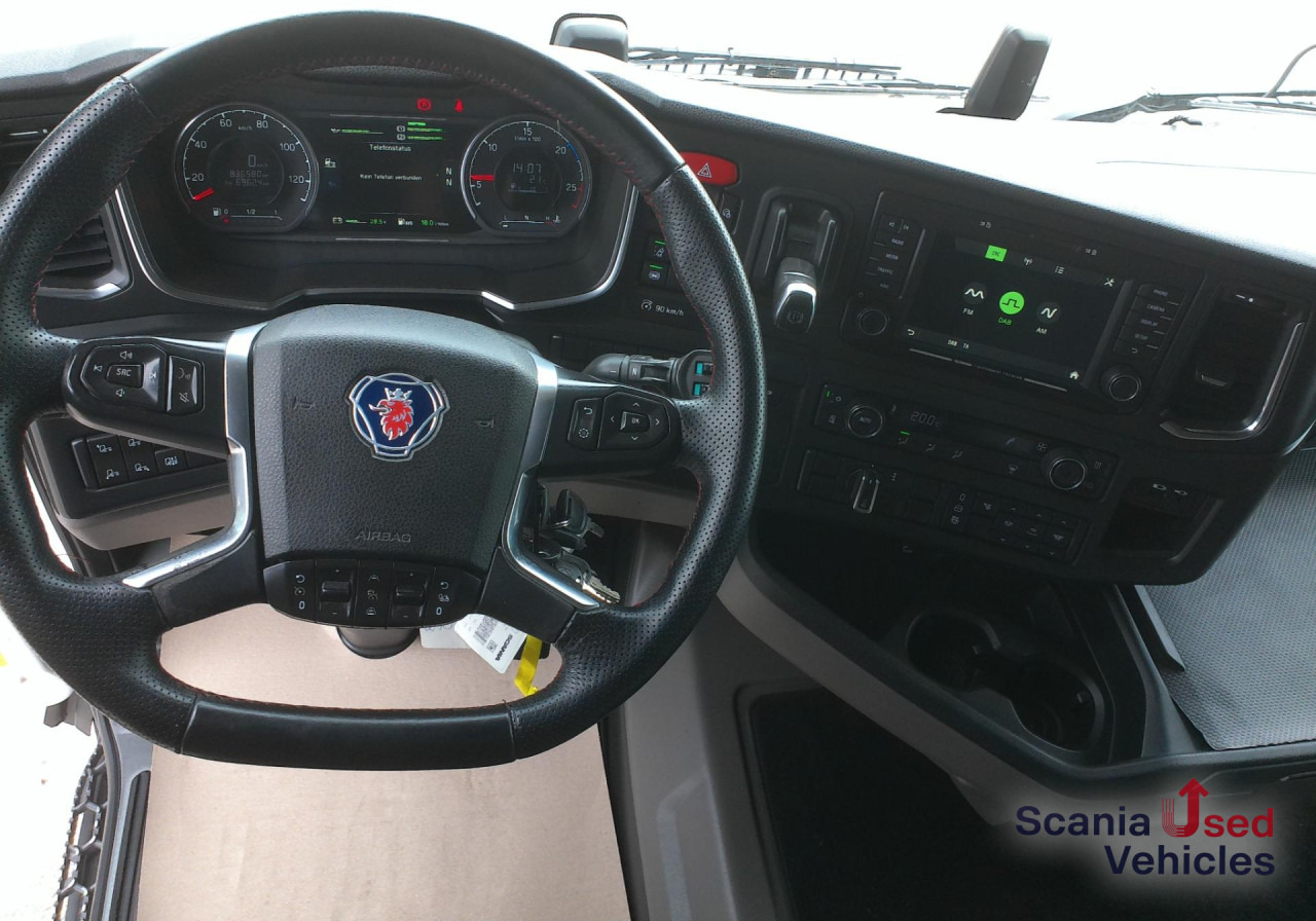Sattelzugmaschine SCANIA R 410 A4x2EB Mega Standklima 2 Tanks TOP: das Bild 9