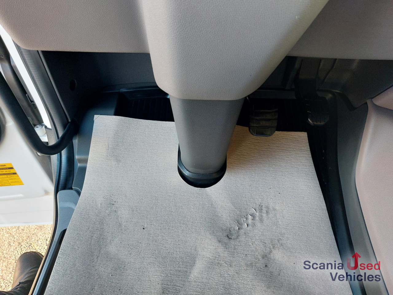 SCANIA R 460 A4x2EB - Sattelzugmaschine: das Bild 2 SCANIA R 460 A4x2EB - Sattelzugmaschine: das Bild 2