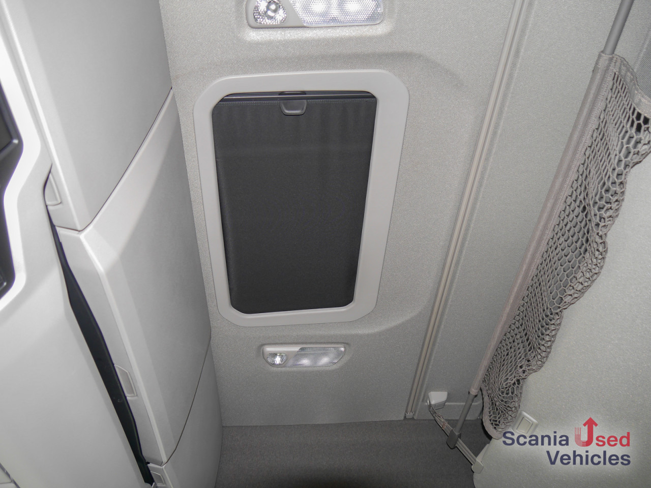 SCANIA R 460 A4x2NA - SUPER - - Sattelzugmaschine: das Bild 3 SCANIA R 460 A4x2NA - SUPER - - Sattelzugmaschine: das Bild 3