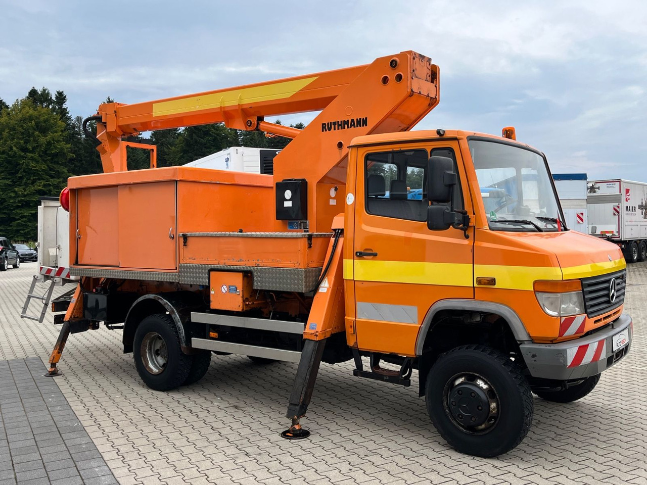 Mercedes-Benz Vario 814 DA 4x4 Ruthmann T 170 - LKW mit Arbeitsbühne: das Bild 4 Mercedes-Benz Vario 814 DA 4x4 Ruthmann T 170 - LKW mit Arbeitsbühne: das Bild 4