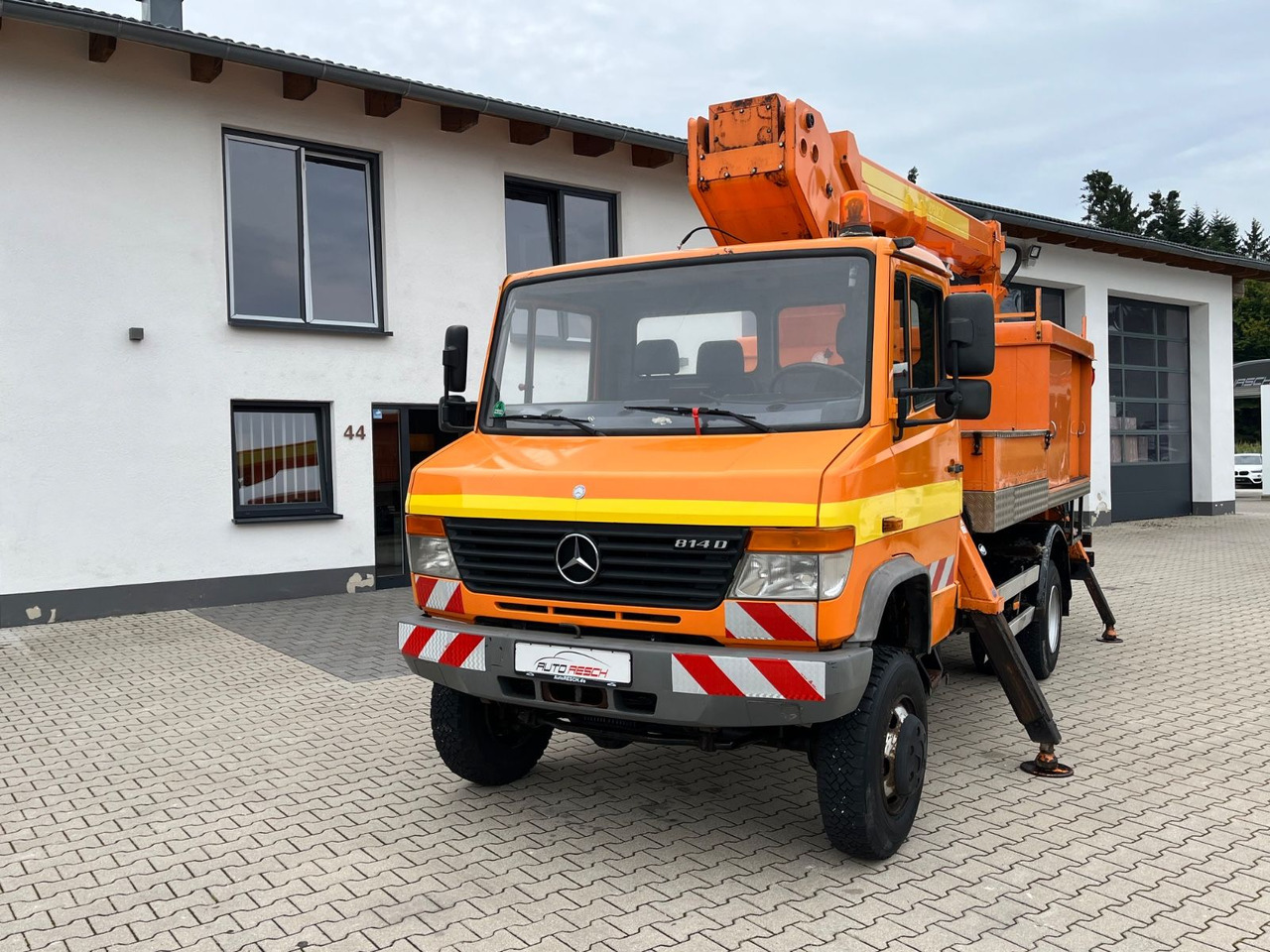 Mercedes-Benz Vario 814 DA 4x4 Ruthmann T 170 - LKW mit Arbeitsbühne: das Bild 3 Mercedes-Benz Vario 814 DA 4x4 Ruthmann T 170 - LKW mit Arbeitsbühne: das Bild 3