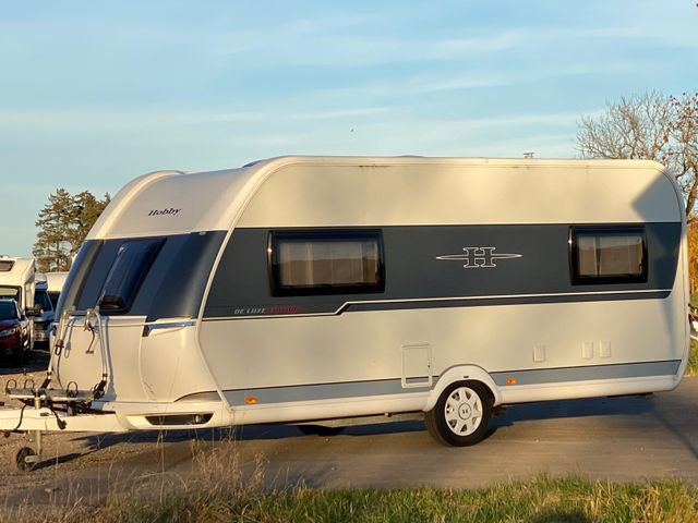 Hobby 495 UL, Einzellbetten, Mover, Vorzelt, - Wohnwagen: das Bild 2 Hobby 495 UL, Einzellbetten, Mover, Vorzelt, - Wohnwagen: das Bild 2