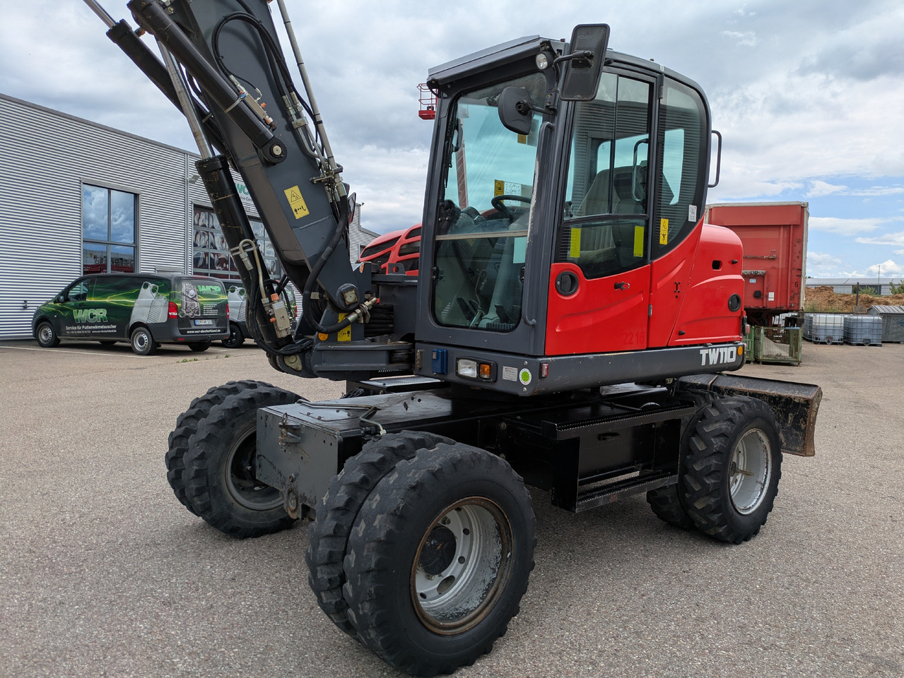 TEREX TW110 Mobilbagger Powertilt Rußpartikelfilter - Mobilbagger: das Bild 2 TEREX TW110 Mobilbagger Powertilt Rußpartikelfilter - Mobilbagger: das Bild 2
