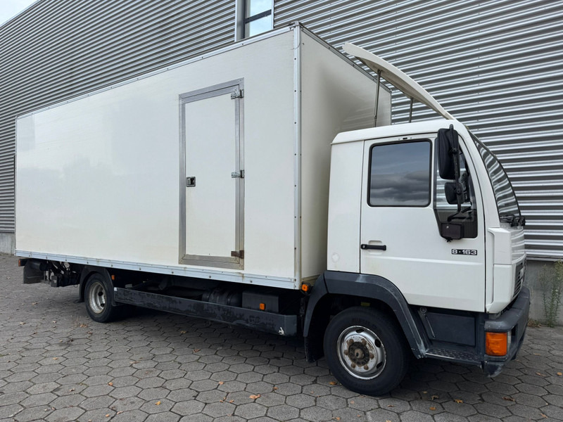 MAN 8.163 / Tail Lift / Manual / 3 Seats / Belgium Truck - Koffer LKW: das Bild 2 MAN 8.163 / Tail Lift / Manual / 3 Seats / Belgium Truck - Koffer LKW: das Bild 2
