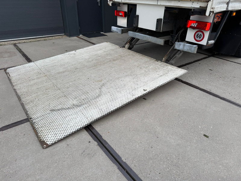 Koffer LKW Scania P250 / 416.000..KM! / Tail Lift / TUV: 9-2026 / Belgium Truck: das Bild 16 Koffer LKW Scania P250 / 416.000..KM! / Tail Lift / TUV: 9-2026 / Belgium Truck: das Bild 16