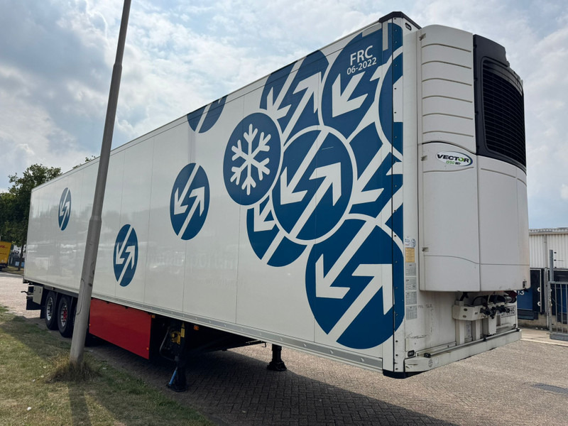 Schmitz Cargobull 3-Asser / Carrier Vector / Double Stock / NL Trailer - Kühlkoffer Auflieger: das Bild 2 Schmitz Cargobull 3-Asser / Carrier Vector / Double Stock / NL Trailer - Kühlkoffer Auflieger: das Bild 2
