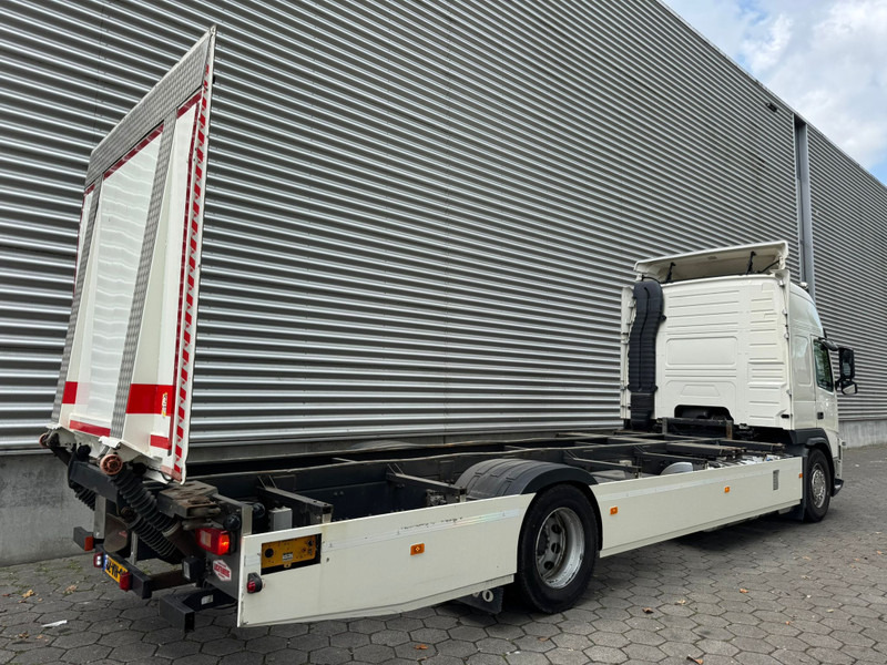 Volvo FM 330 XL EEV / I-Shift / VEB+ / 334.000..KM!! / Tail Lift / NL Truck - Containerwagen/ Wechselfahrgestell LKW: das Bild 3 Volvo FM 330 XL EEV / I-Shift / VEB+ / 334.000..KM!! / Tail Lift / NL Truck - Containerwagen/ Wechselfahrgestell LKW: das Bild 3