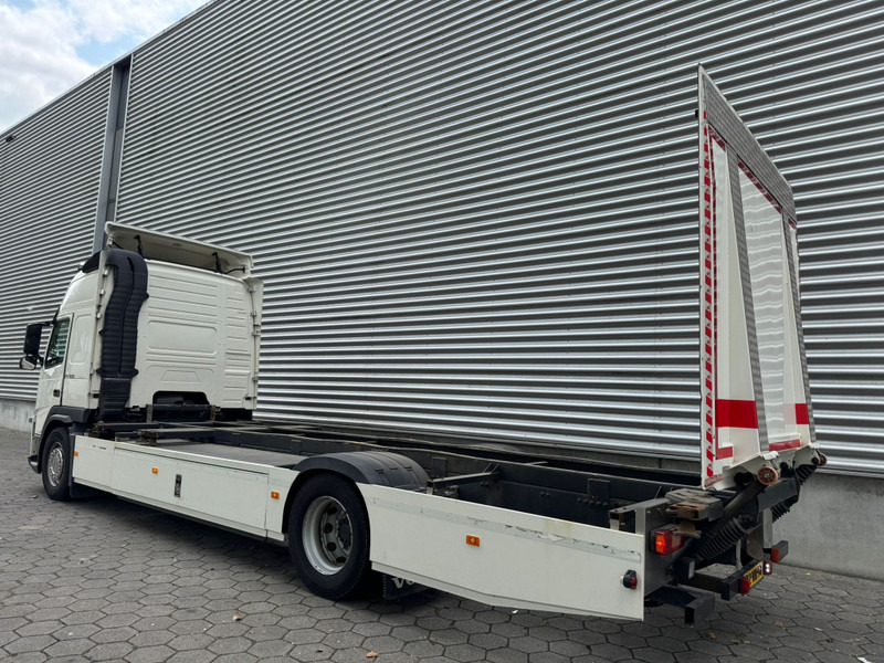 Volvo FM 330 XL EEV / I-Shift / VEB+ / 334.000..KM!! / Tail Lift / NL Truck - Containerwagen/ Wechselfahrgestell LKW: das Bild 2 Volvo FM 330 XL EEV / I-Shift / VEB+ / 334.000..KM!! / Tail Lift / NL Truck - Containerwagen/ Wechselfahrgestell LKW: das Bild 2