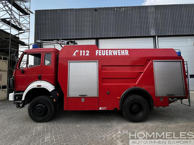 Mercedes-Benz 1831 4x4 - Feuerwehrfahrzeug: das Bild 3 Mercedes-Benz 1831 4x4 - Feuerwehrfahrzeug: das Bild 3