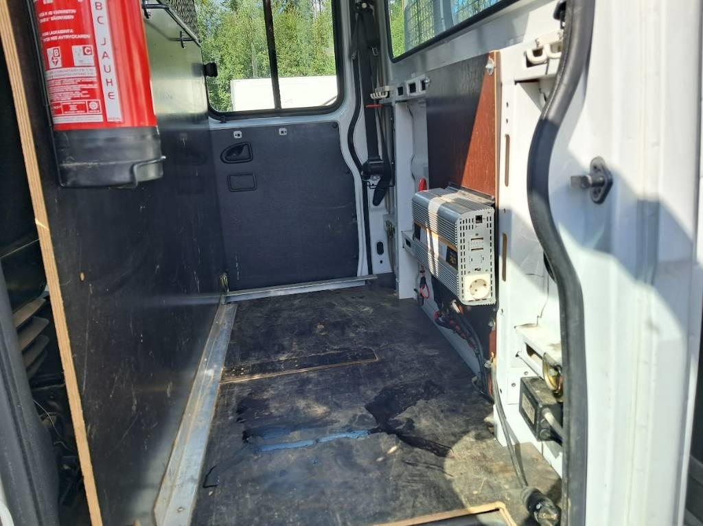 Iveco Daily 70 C17 Doppel 3.0 - Pritsche LKW: das Bild 5 Iveco Daily 70 C17 Doppel 3.0 - Pritsche LKW: das Bild 5