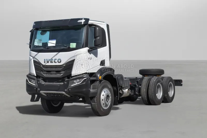 Iveco T-WAY AD380T47H 6x4 R24 Tyres Chassis - Barcelona Stock - Fahrgestell LKW: das Bild 1 Iveco T-WAY AD380T47H 6x4 R24 Tyres Chassis - Barcelona Stock - Fahrgestell LKW: das Bild 1