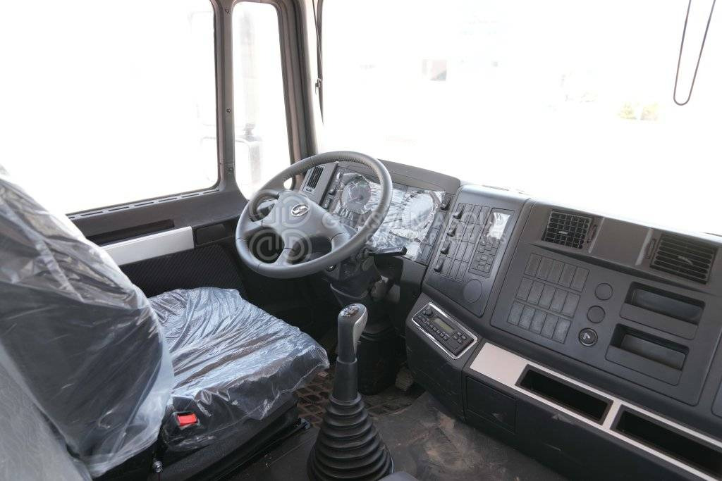 Fahrgestell LKW SHACMAN F3000 6×4 CHASSIS CAB MY25 Rigid Chassis Cab: das Bild 6