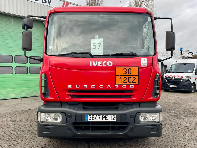 Iveco EuroCargo 150 E24 10312 L, 3 COMP, PTO FRANCE TRUCK! GREAT CONDITION! - Tankwagen: das Bild 4 Iveco EuroCargo 150 E24 10312 L, 3 COMP, PTO FRANCE TRUCK! GREAT CONDITION! - Tankwagen: das Bild 4