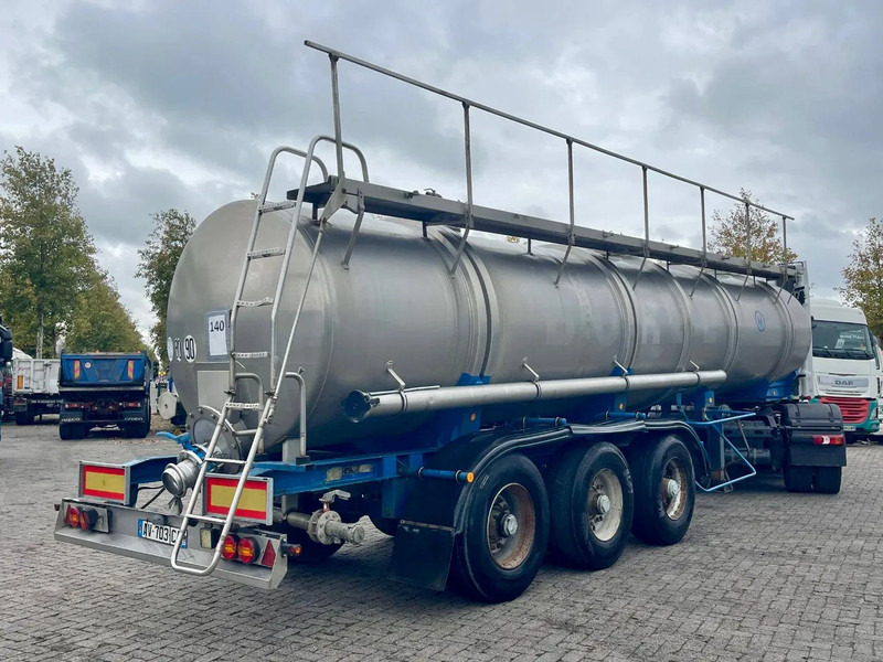 Magyar FOODS / WATER 28000 L, INOX, 1 COMP, spring susp, very good state! - Tankauflieger: das Bild 2 Magyar FOODS / WATER 28000 L, INOX, 1 COMP, spring susp, very good state! - Tankauflieger: das Bild 2