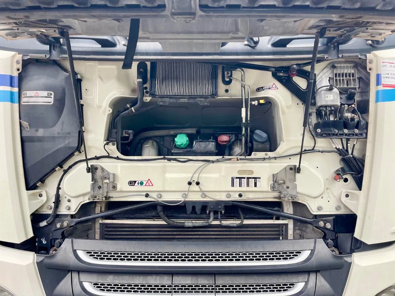 DAF XF 480 HYDRAULIC, PARKING CLIMA, FRIGO - Sattelzugmaschine: das Bild 3 DAF XF 480 HYDRAULIC, PARKING CLIMA, FRIGO - Sattelzugmaschine: das Bild 3