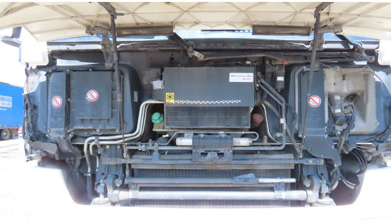 Sattelzugmaschine MAN TGX.18.400 RETARDER, 2X FUEL TANK, FRIGO: das Bild 10 Sattelzugmaschine MAN TGX.18.400 RETARDER, 2X FUEL TANK, FRIGO: das Bild 10