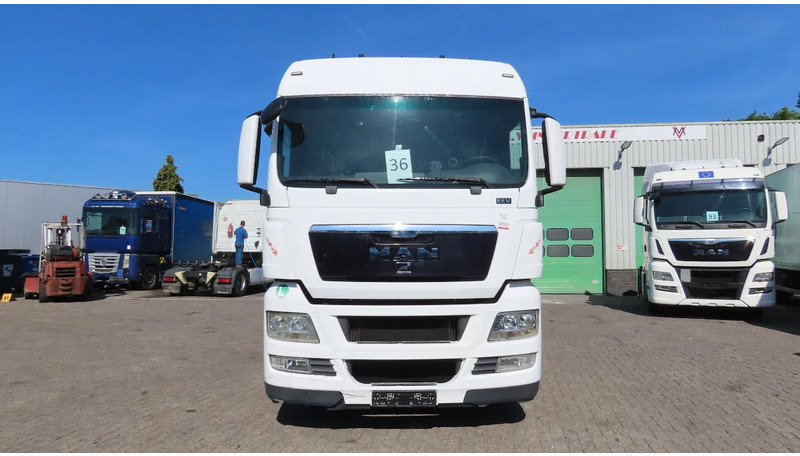 MAN TGX 18.440 Euro 5, Retarder, 2 tanks!! - Sattelzugmaschine: das Bild 2 MAN TGX 18.440 Euro 5, Retarder, 2 tanks!! - Sattelzugmaschine: das Bild 2