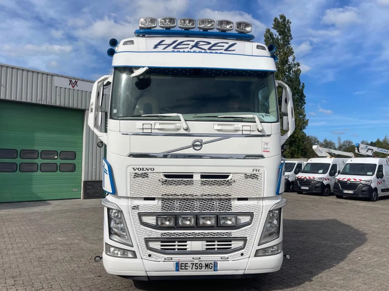 Volvo FH 500 Real leather, FRIGO, ACC, ! ROYAL TRUCK! APK till 07-04-2026 - Sattelzugmaschine: das Bild 2 Volvo FH 500 Real leather, FRIGO, ACC, ! ROYAL TRUCK! APK till 07-04-2026 - Sattelzugmaschine: das Bild 2