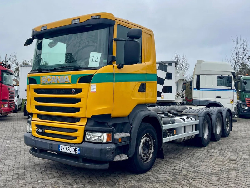 Scania R490 8x4 Retarder - Fahrgestell LKW: das Bild 1 Scania R490 8x4 Retarder - Fahrgestell LKW: das Bild 1