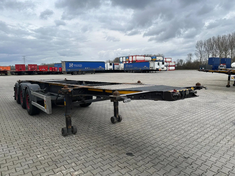 Burg 20FT / 20FT SWAP ADR, Leergewicht : 3.690kg, SAF INTRADISC, 2x Liftachse, NL, APK/ADR: 10-2025, 70% Reifen - Container/ Wechselfahrgestell Auflieger: das Bild 5 Burg 20FT / 20FT SWAP ADR, Leergewicht : 3.690kg, SAF INTRADISC, 2x Liftachse, NL, APK/ADR: 10-2025, 70% Reifen - Container/ Wechselfahrgestell Auflieger: das Bild 5