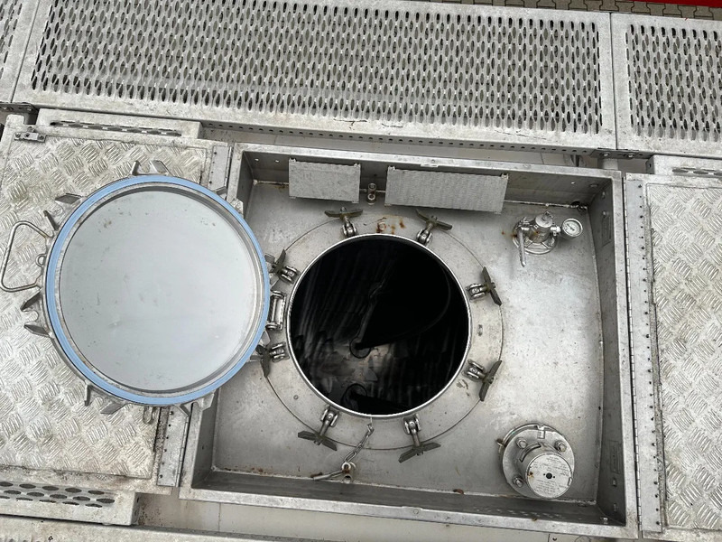 Lagertank Für die Beförderung von Kraftstoff SINGAMAS 20FT ISO, 26.000L/1-COMP/3 BAFFELS/3 manholes, 5Y: 08-2027, L4BN, T11: das Bild 20