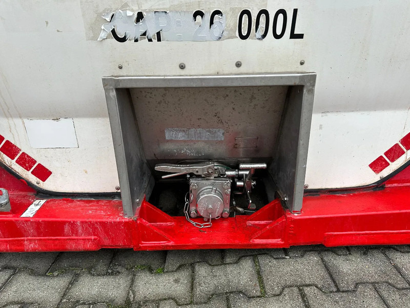 Lagertank Für die Beförderung von Kraftstoff SINGAMAS 20FT ISO, 26.000L/1-COMP/3 BAFFELS/3 manholes, 5Y inspection: 06/2027: das Bild 8