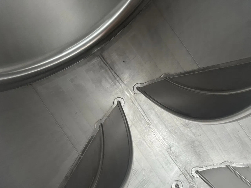 Tankcontainer Für die Beförderung von Kraftstoff SINGAMAS 20FT ISO, 26.000L/1-COMP/3 BAFFELS/3 manholes, 5Y inspection: 06/2027: das Bild 17