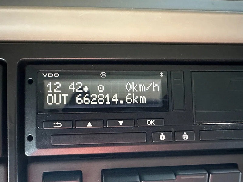 Sattelzugmaschine Volvo FH 13.420 Globetrotter 4x2, ADR (EXII, EXIII, FL, AT), EURO-6, VEB, 662.814 km, NL, valid ADR/APK: 9/2026: das Bild 9