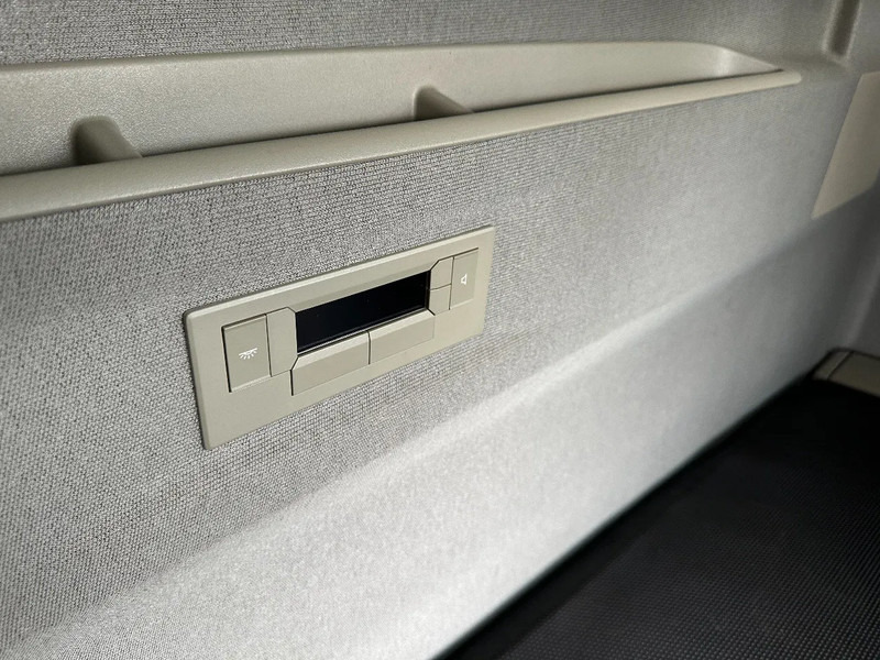 Sattelzugmaschine Volvo FH 13.420 Globetrotter 4x2, ADR (EXII, EXIII, FL, AT), EURO-6, VEB, 662.814 km, NL, valid ADR/APK: 9/2026: das Bild 19