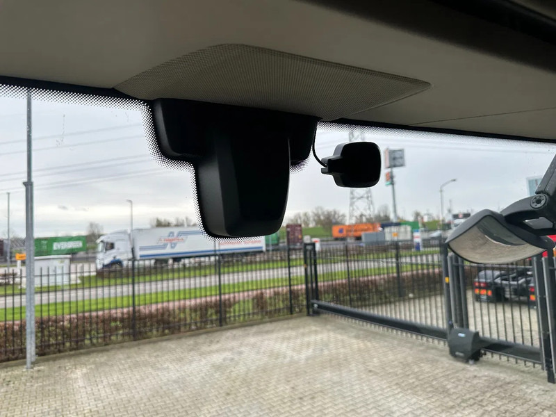 Sattelzugmaschine Volvo FH 13.420 Globetrotter 4x2, ADR (EXII, EXIII, FL, AT), EURO-6, VEB, 662.814 km, NL, valid ADR/APK: 9/2026: das Bild 17