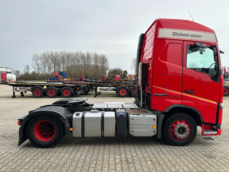 Sattelzugmaschine Volvo FH 13.420 Globetrotter 4x2, ADR (EXII, EXIII, FL, AT), EURO-6, VEB, 662.814 km, NL, valid ADR/APK: 9/2026: das Bild 7