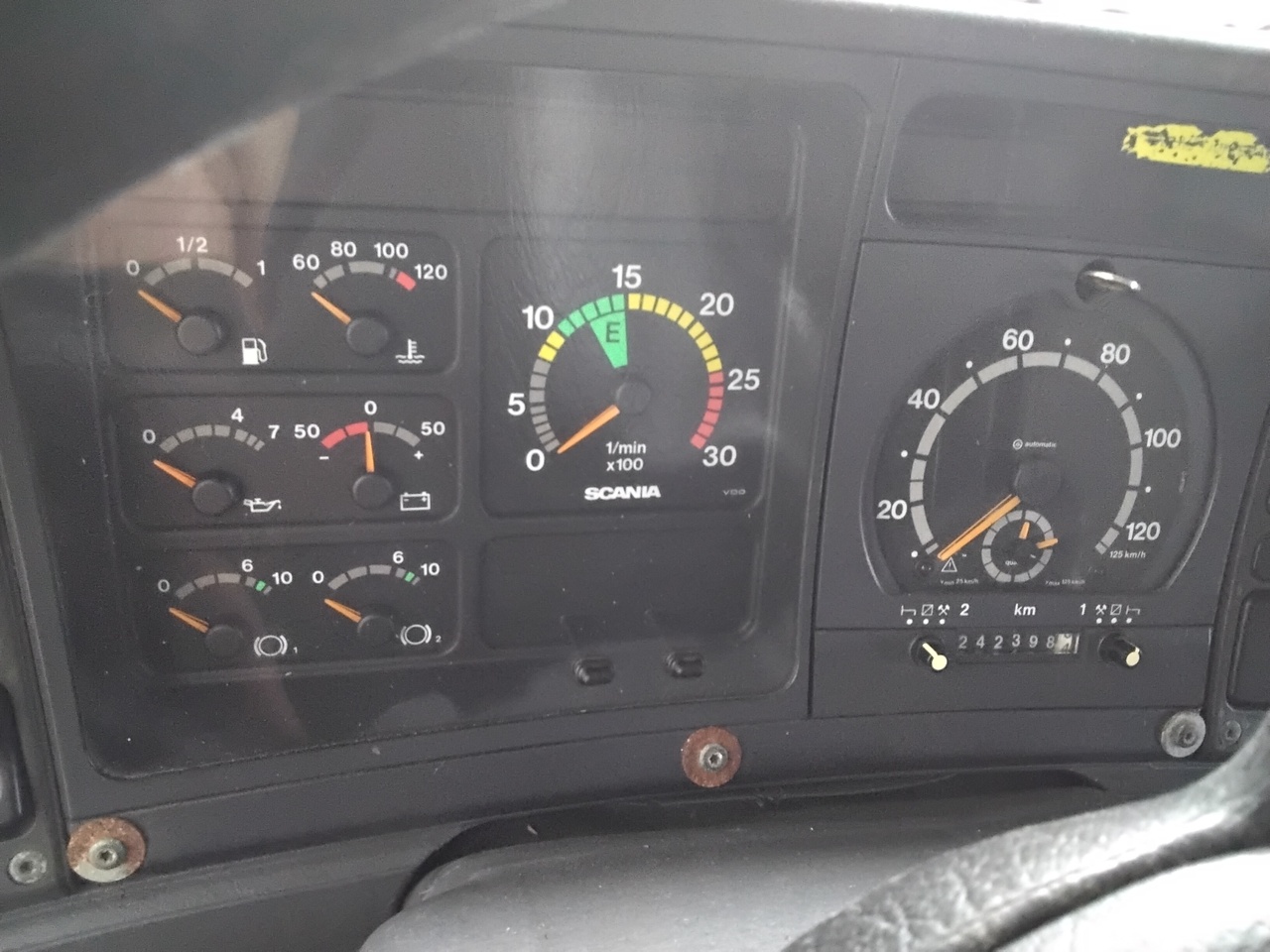 SCANIA 94G260 - Kipper: das Bild 5 SCANIA 94G260 - Kipper: das Bild 5