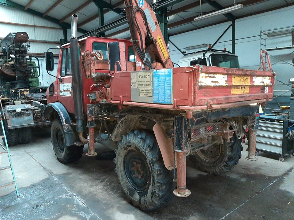 UNIMOG 1250 - Autokran: das Bild 2 UNIMOG 1250 - Autokran: das Bild 2