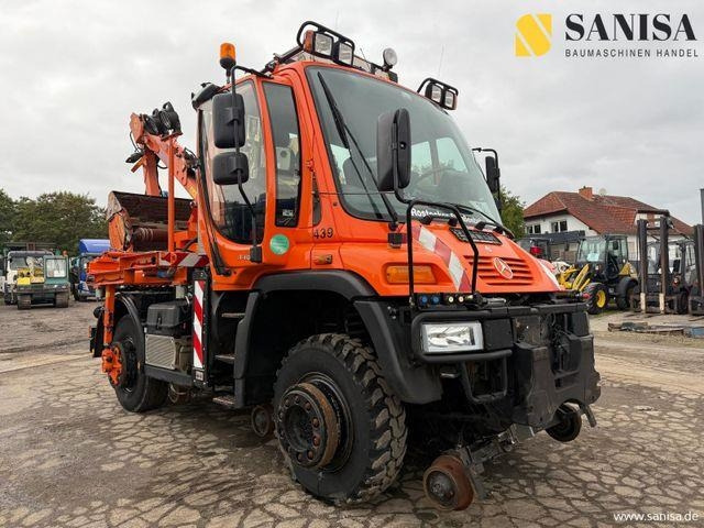 Unimog U400/ Zweiwege/ Rail/ Gleis/Mulag - Kommunal-/ Sonderfahrzeug: das Bild 2 Unimog U400/ Zweiwege/ Rail/ Gleis/Mulag - Kommunal-/ Sonderfahrzeug: das Bild 2