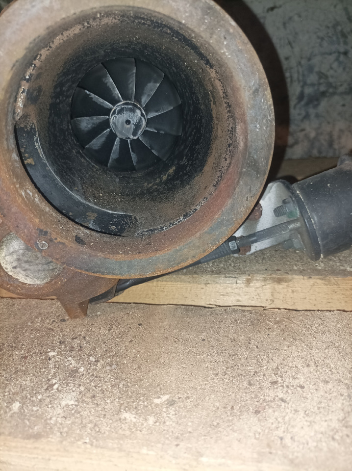 GARRETT Scania - Turbolader: das Bild 4 GARRETT Scania - Turbolader: das Bild 4