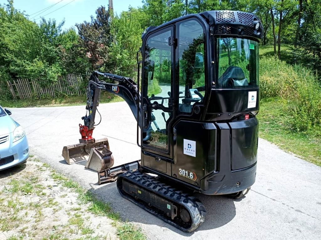 CAT 301.6 05A - Minibagger: das Bild 2 CAT 301.6 05A - Minibagger: das Bild 2