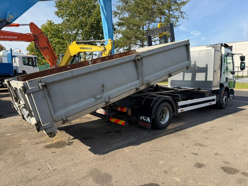 DAF LF 45.180 - 12T - 4x2 HOOKLIFT / HAAKSYTEEM / ABROLLKIPPER / AMPLIROL - *320.000km* - EURO 5 - TÜV 06/2026 - BE TRUCK - Abrollkipper: das Bild 2 DAF LF 45.180 - 12T - 4x2 HOOKLIFT / HAAKSYTEEM / ABROLLKIPPER / AMPLIROL - *320.000km* - EURO 5 - TÜV 06/2026 - BE TRUCK - Abrollkipper: das Bild 2