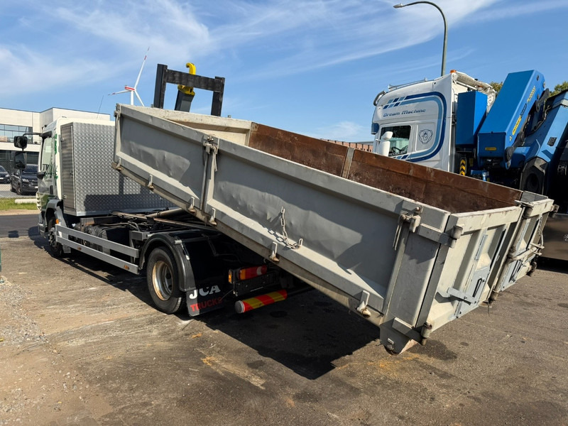 DAF LF 45.180 - 12T - 4x2 HOOKLIFT / HAAKSYTEEM / ABROLLKIPPER / AMPLIROL - *320.000km* - EURO 5 - TÜV 06/2026 - BE TRUCK - Abrollkipper: das Bild 4 DAF LF 45.180 - 12T - 4x2 HOOKLIFT / HAAKSYTEEM / ABROLLKIPPER / AMPLIROL - *320.000km* - EURO 5 - TÜV 06/2026 - BE TRUCK - Abrollkipper: das Bild 4