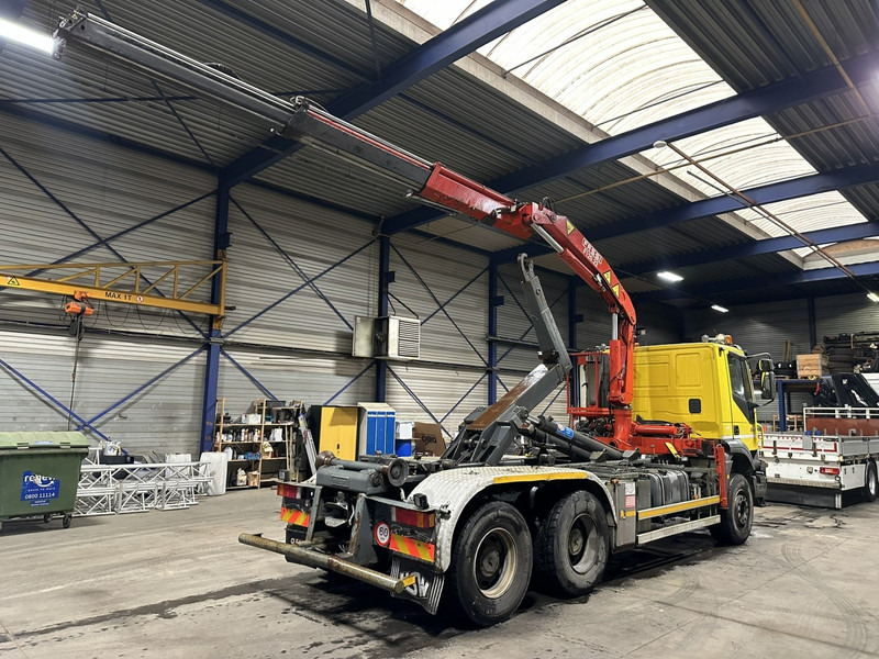 Iveco TRAKKER 350 6x4 HOOKLIFT + CRANE FASSI F120.22 (5/6 F) - *342.000km* - STEEL SPRING / BIG AXLES - AS TRONIC AUTOMATIC GEARBOX - Abrollkipper, Autokran: das Bild 5 Iveco TRAKKER 350 6x4 HOOKLIFT + CRANE FASSI F120.22 (5/6 F) - *342.000km* - STEEL SPRING / BIG AXLES - AS TRONIC AUTOMATIC GEARBOX - Abrollkipper, Autokran: das Bild 5