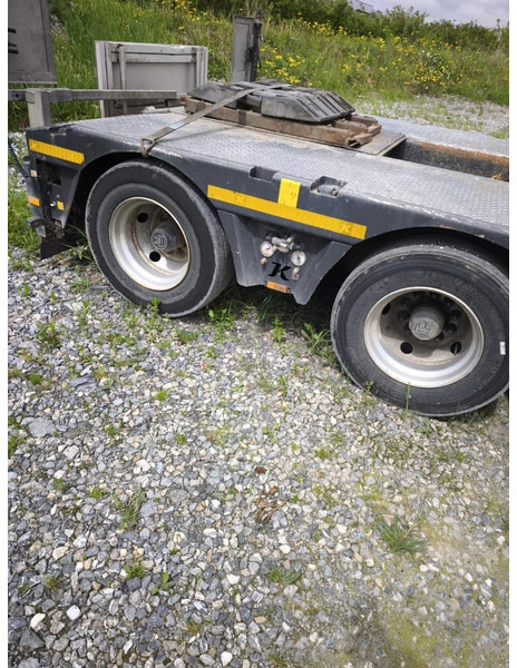 Kässbohrer LB2 48T - LOWBED - TIEFBETT / REMOVABLE NECK - ABNEHMBARE SCHWANENHALS - HYDR STEERING AXLES / LENKACHSEN - BPW - Tieflader Auflieger: das Bild 5 Kässbohrer LB2 48T - LOWBED - TIEFBETT / REMOVABLE NECK - ABNEHMBARE SCHWANENHALS - HYDR STEERING AXLES / LENKACHSEN - BPW - Tieflader Auflieger: das Bild 5