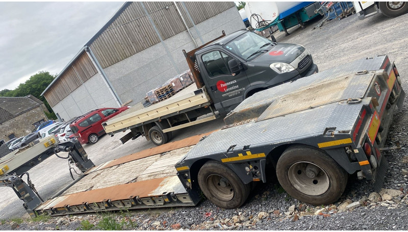 Kässbohrer LB2 48T - LOWBED - TIEFBETT / REMOVABLE NECK - ABNEHMBARE SCHWANENHALS - HYDR STEERING AXLES / LENKACHSEN - BPW - Tieflader Auflieger: das Bild 4 Kässbohrer LB2 48T - LOWBED - TIEFBETT / REMOVABLE NECK - ABNEHMBARE SCHWANENHALS - HYDR STEERING AXLES / LENKACHSEN - BPW - Tieflader Auflieger: das Bild 4