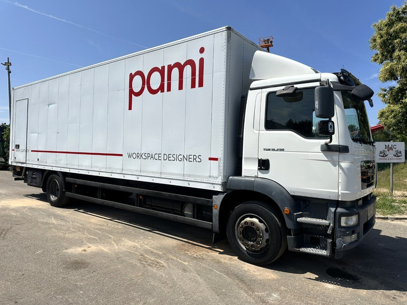 MAN TGM 18.290 CLOSED BOX 8m80 x 2m48 x 2m48 - EURO 5 - AIR SUSP - A/C - TAILLIFT 2000kg - BELGIAN TRUCK - Koffer LKW: das Bild 1 MAN TGM 18.290 CLOSED BOX 8m80 x 2m48 x 2m48 - EURO 5 - AIR SUSP - A/C - TAILLIFT 2000kg - BELGIAN TRUCK - Koffer LKW: das Bild 1