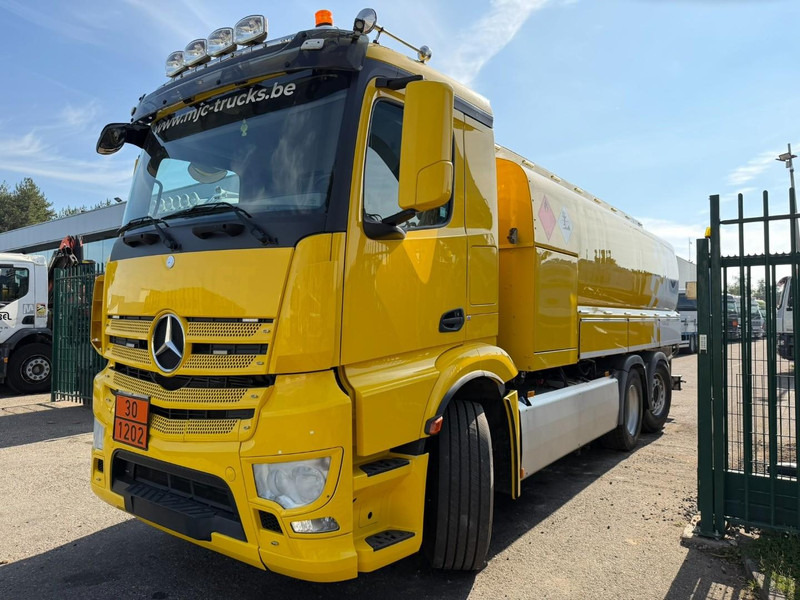 Mercedes-Benz ANTOS 2632 6x2 FUEL TANKER 16.000L - 4 COMP - DIESEL / PETROL - RETARDER - EURO 6 - LIFT / STEERING AXLE - *FULL AIR* - BE TRUCK - Tankwagen: das Bild 3 Mercedes-Benz ANTOS 2632 6x2 FUEL TANKER 16.000L - 4 COMP - DIESEL / PETROL - RETARDER - EURO 6 - LIFT / STEERING AXLE - *FULL AIR* - BE TRUCK - Tankwagen: das Bild 3