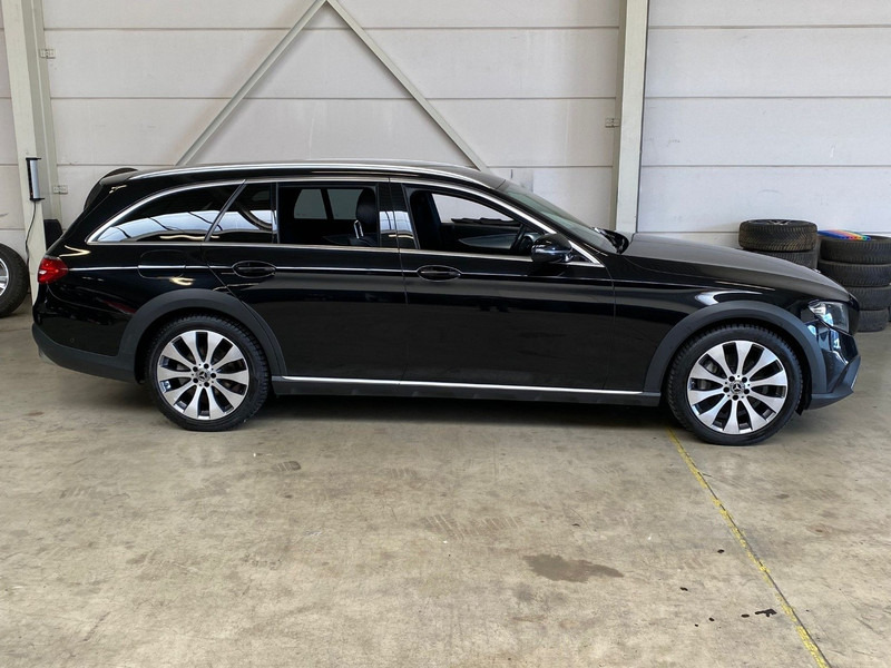 Mercedes-Benz E220d ALL-TERRAIN - 4 MATIC 4x4 - automatic - alcantara - 20 - PKW: das Bild 5 Mercedes-Benz E220d ALL-TERRAIN - 4 MATIC 4x4 - automatic - alcantara - 20 - PKW: das Bild 5