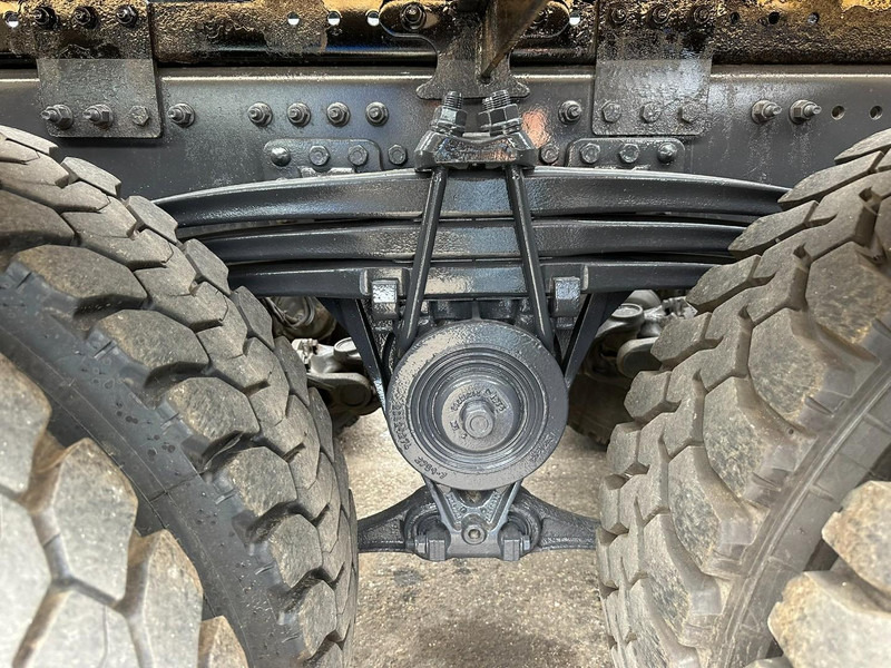 Abrollkipper, Autokran Renault C460 8x4 + (19m!) KRAN HIAB 288 E-6 HIDUO - RADIO - 5/6 F - STEEL SPRING / HUB REDUCTION - BE TRUCK: das Bild 16