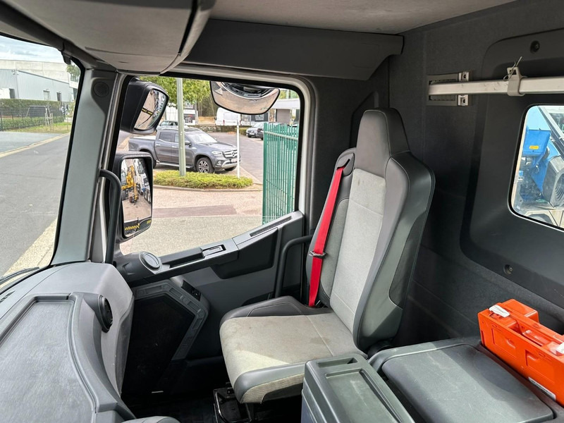 Abrollkipper, Autokran Renault C460 8x4 + (19m!) KRAN HIAB 288 E-6 HIDUO - RADIO - 5/6 F - STEEL SPRING / HUB REDUCTION - BE TRUCK: das Bild 11