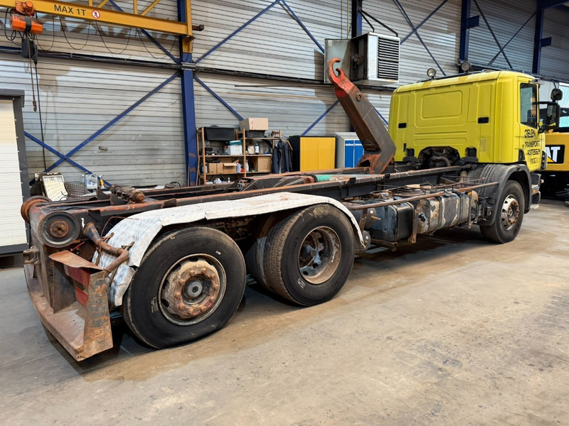 Scania 94G-260 6x2 HOOKLIFT - MANUAL - BE TRUCK - Abrollkipper: das Bild 4 Scania 94G-260 6x2 HOOKLIFT - MANUAL - BE TRUCK - Abrollkipper: das Bild 4