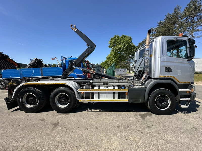 Scania G450 6x4 HAAKSYSTEEM AJK 20T - 5760mm - 3m90 WB - BLADVERING / NAAFREDUCTIE - EURO 6 - BE TRUCK - Abrollkipper: das Bild 4 Scania G450 6x4 HAAKSYSTEEM AJK 20T - 5760mm - 3m90 WB - BLADVERING / NAAFREDUCTIE - EURO 6 - BE TRUCK - Abrollkipper: das Bild 4